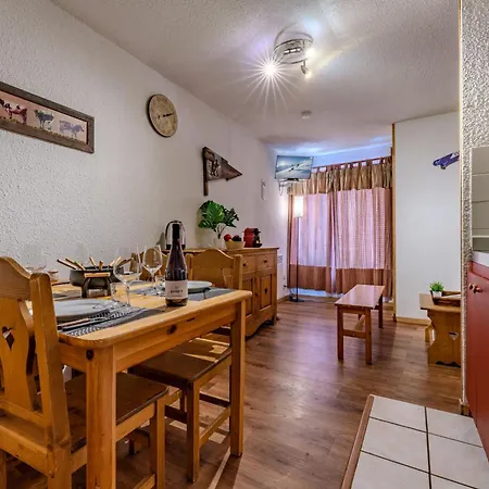 Charming - Ski-in Ski-out Access, 4 Guests, - Cimes De Caron Appartement